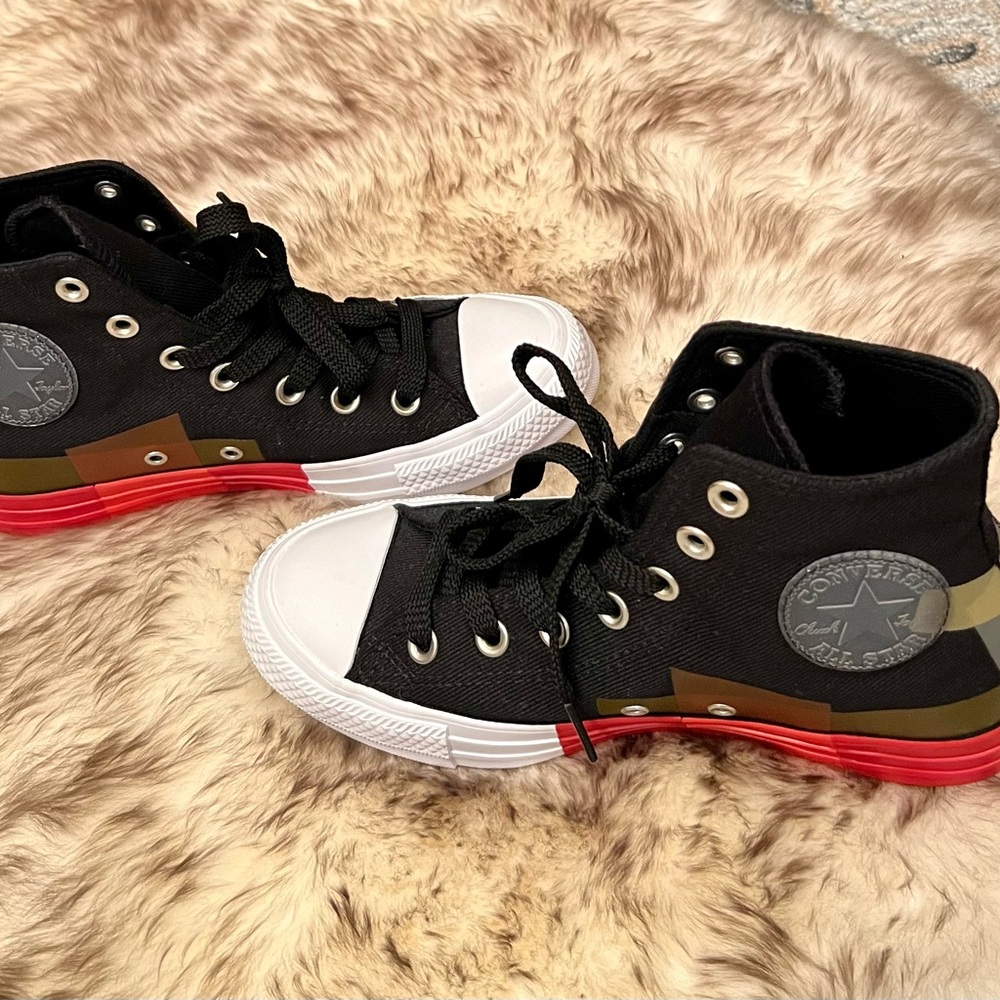 Converse Chuck Taylor All Star Women’s 7 Black
